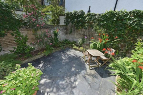Pooters London, Elegant Townhouse, very central
